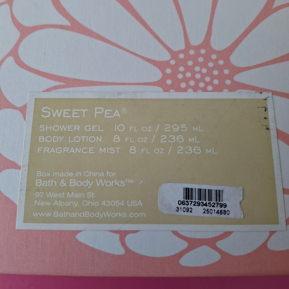 Bath & Body Works SWEET PEA Gift Set Full Size Shower Gel Lotion Mist Box - Picture 8 of 8